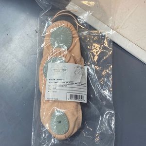 Ballet shoes, Revolution brand